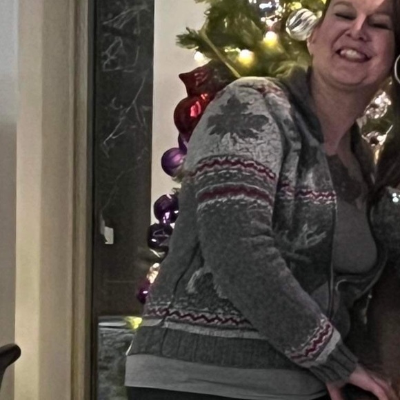 Canadiana Knit Sweater - Picture 17 of 17